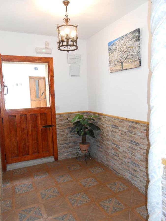 El Portal Viejo Leilighet Cabezuela Del Valle Eksteriør bilde